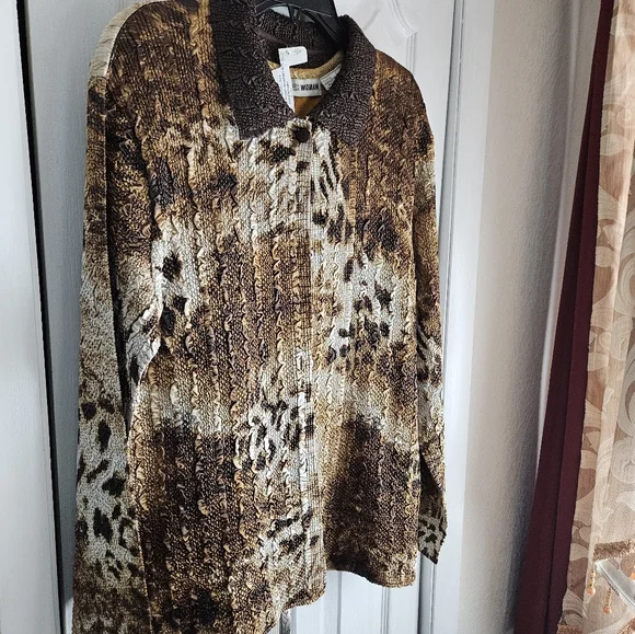 NEW C Scarf Co Cardigan with Animal Print Lining... Reversible and Strechy XL - Picture 13 of 14